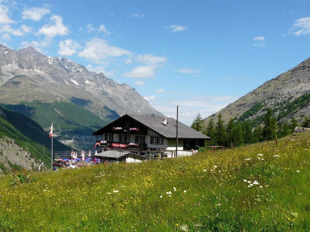 Hotel Kristall Saas-Almagell Exterior photo