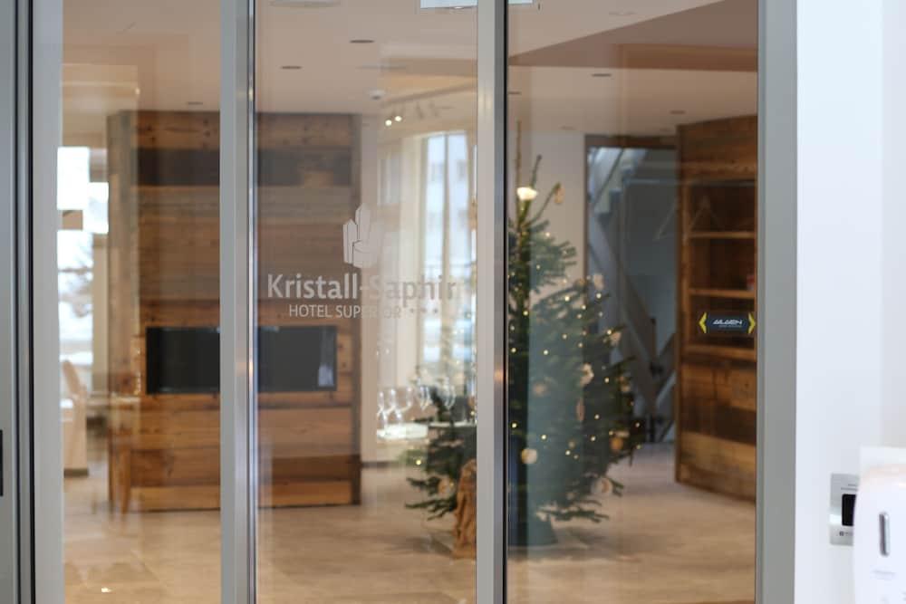 Hotel Kristall Saas-Almagell Exterior photo